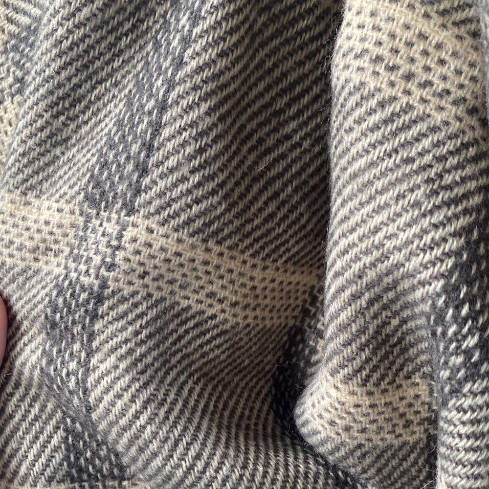 Madewell Denvale Plaid Blanket Scarf Oversized Fringe Cozy Warm Soft NWT - Picture 4 of 5